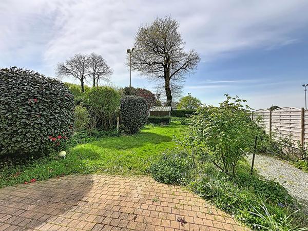 Maison 2 chambres, 1 bureau, jardin et garage - 97m² - Hennebont, rive gauche