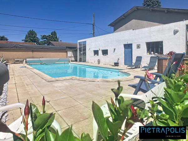 maison familiale - piscine - jardin 1000m2 -calme - centre ville
