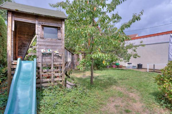 Maison familiale avec jardin