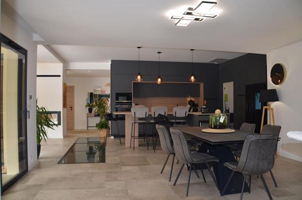 MAGNIFIQUE Maison d'architecte 4 Chambres 190 m2 sur Terrain de 3000m2