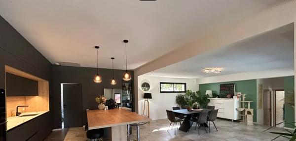 MAGNIFIQUE Maison d'architecte 4 Chambres 190 m2 sur Terrain de 3000m2