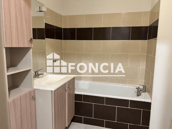 Location Appartement 2 pièces 41.75 m² - 318 RUE DU POLYGONE LE GAYANT Douai 59500
