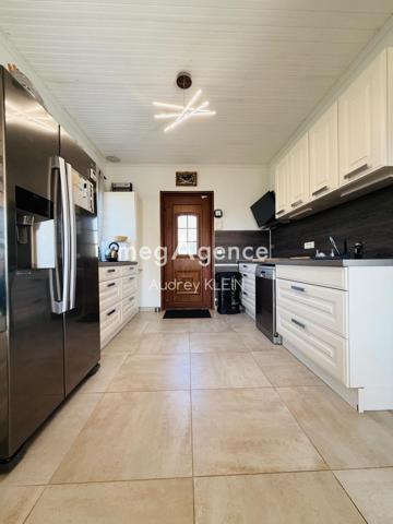 Maison à Sens, 89100 - 5 pièces 190m²