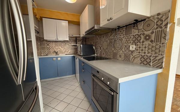 Appartement à louer    3 pièces • 76,38 m2 Valenciennes