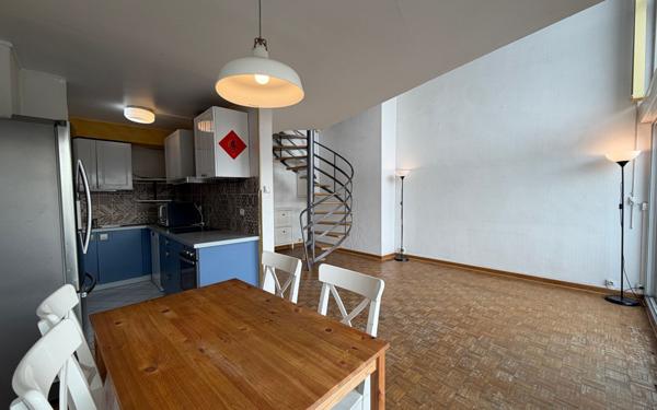 Appartement à louer    3 pièces • 76,38 m2 Valenciennes