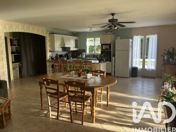 Maison à vendre 6 pièces 117 m² Saujon