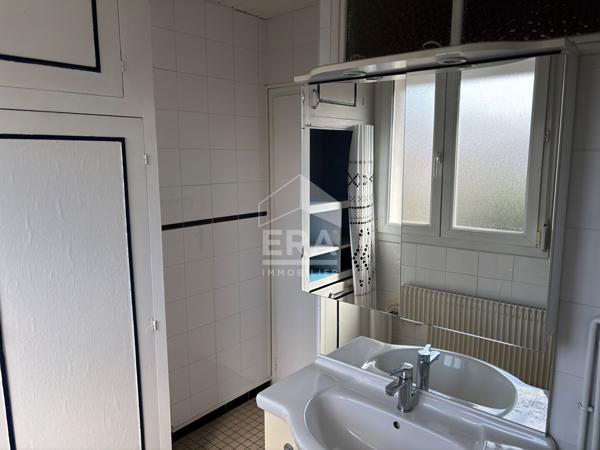 Maison à vendre à Faches-Thumesnil de 4 pièces