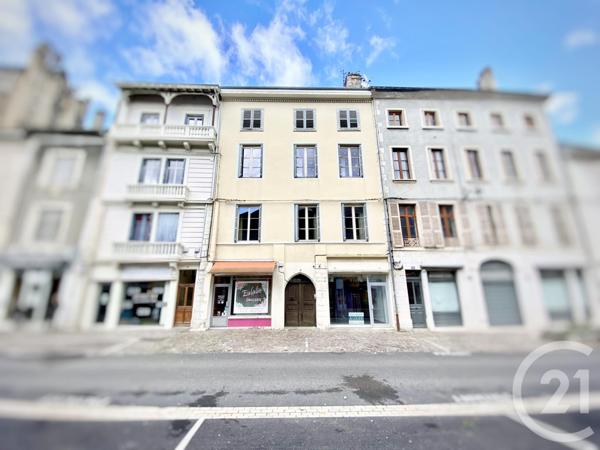 à vendre  160 m2 BELLEY - 01