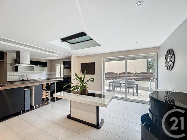 Maison à vendre  7 pièces - 122,46 m2 STE GENEVIEVE DES BOIS - 91