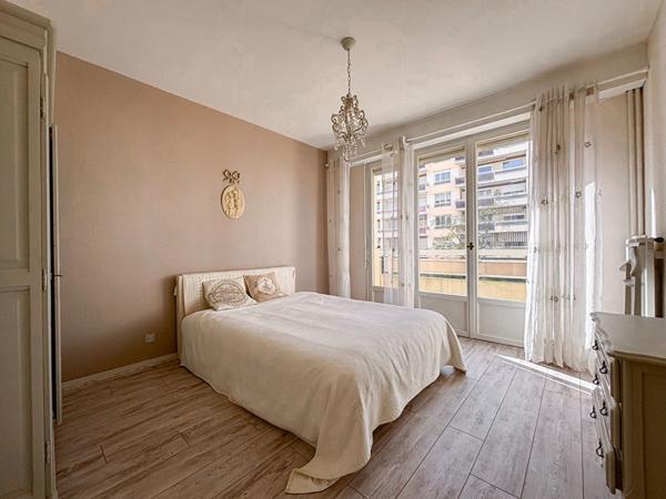 À VENDRE, Appartement lumineux de 93 m² à Angers, SQUARE DES ANCIENNES PROVINCES