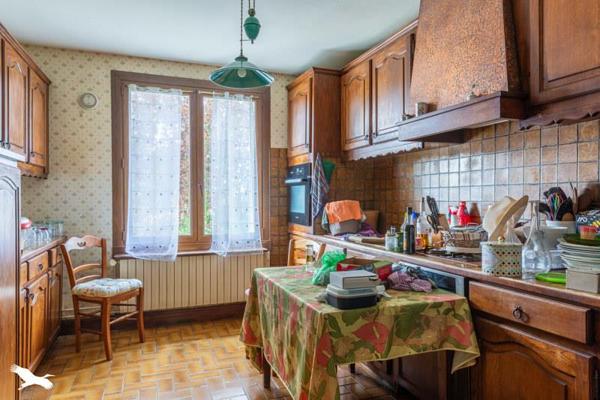 Maison à vendre |  Saint-Yrieix-la-Perche |  8 pièces | 165 m²