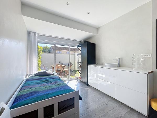 Valence - Maison plain pied 6 pièces 127 m² avec dépendance et piscine