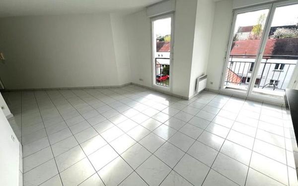 Appartement à vendre    3 pièces • 61,60 m2 Antony