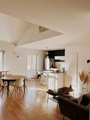 Appartement à vendre |  Oullins |  3 pièces | 78 m²