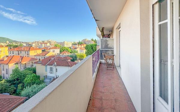 Appartement à vendre    3 pièces • 56,48 m2 Nice