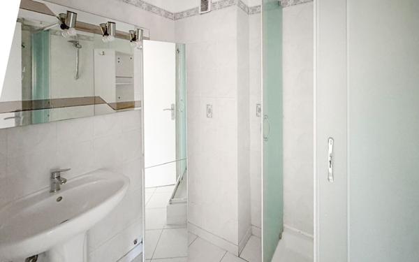 Appartement à vendre    3 pièces • 56,48 m2 Nice