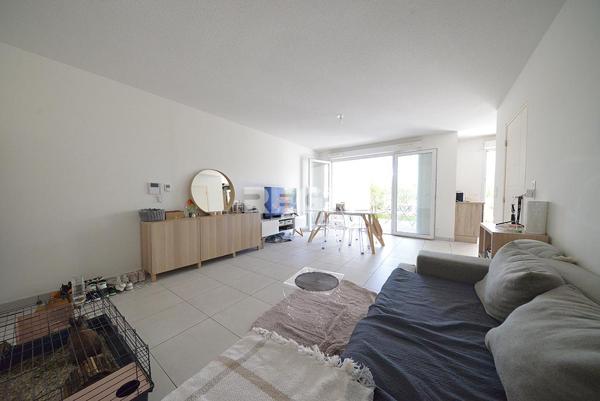 Puget-sur-Argens (83480) Appartement 3 pièces avec terrasse, jardin