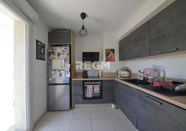 Puget-sur-Argens (83480) Appartement 3 pièces avec terrasse, jardin