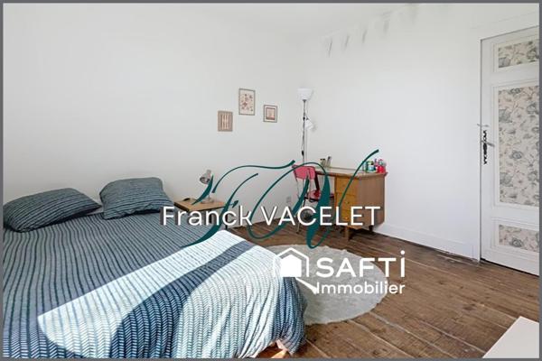 Maison de ville avec jardin et garage