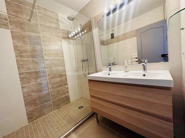 Location Appartement 2 pièces 47 m2 à Nice