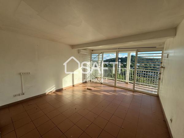 Maison avec une vue panoramique