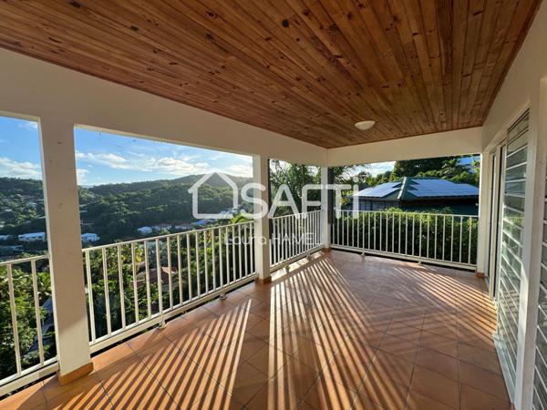 Maison avec une vue panoramique