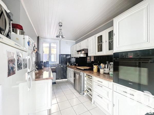 Maison de ville 5 pièces de 136 m² à Vertus (51130)