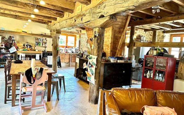 Maison à vendre    8 pièces •  Verneuil-sur-Vienne