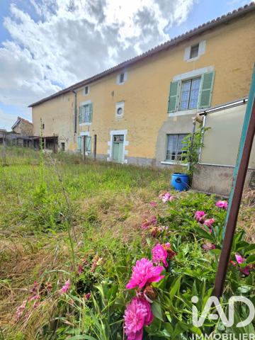 Maison à vendre 7 pièces 195 m² Neuville-de-Poitou