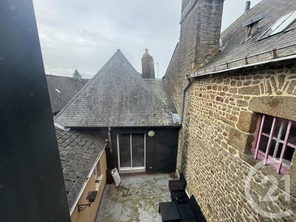 Immeuble à vendre  150 m2 LASSAY LES CHATEAUX - 53