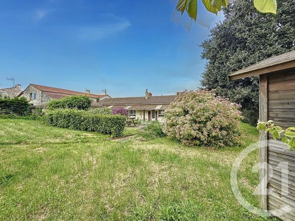 Maison à vendre  5 pièces - 111,92 m2 THIRE - 85