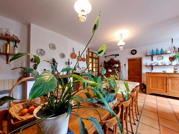 MAISON CHARENTAISE D'EXCEPTION A MORNAC-SUR-SEUDRE - 6 Chambres - 265 m²