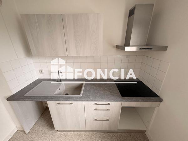 Location Appartement 3 pièces 66.22 m² - 108 TER RUE DE MONTBERNAGE Poitiers 86000