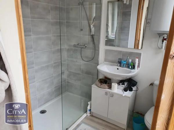 Appartement à louer 2 pièces 34m² Valenciennes (59300)