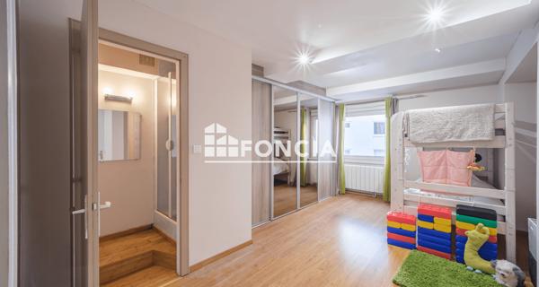 À vendre Appartement 5 pièces 110.81 m² - Mulhouse 68100