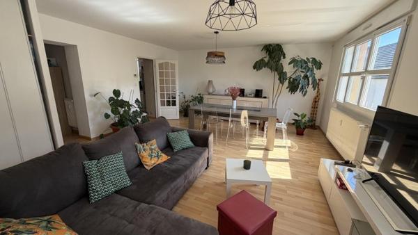 Vente / Appartement T4