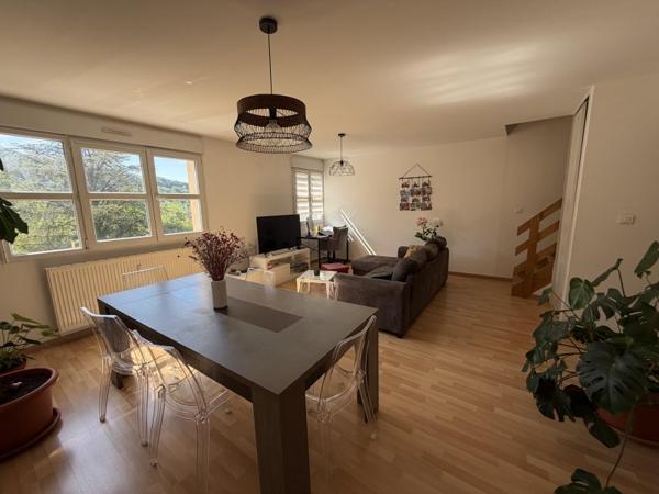 Vente / Appartement T4