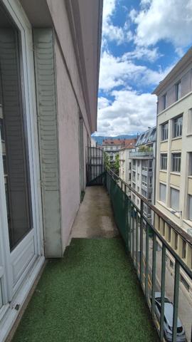 Appartement Grenoble 2 pièce(s) 65.27 m2