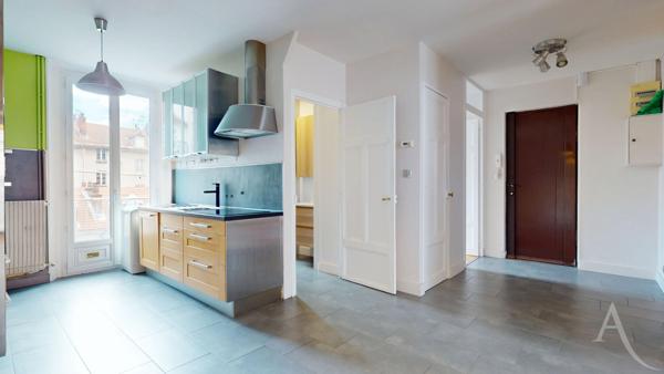 Appartement Grenoble 2 pièce(s) 65.27 m2