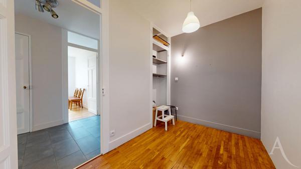 Appartement Grenoble 2 pièce(s) 65.27 m2