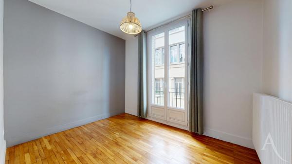 Appartement Grenoble 2 pièce(s) 65.27 m2