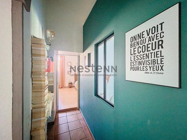 Ancienne bergerie rénovée de plus de 225 m2 sur terrain de plus de 1800m2, piscine