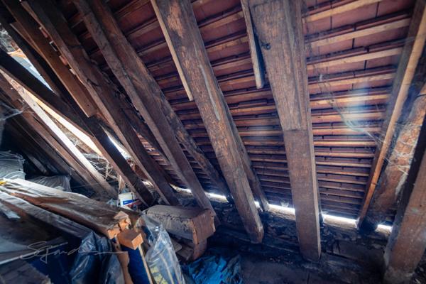 Ancien restaurant + logement à vendre DENGUIN (64)