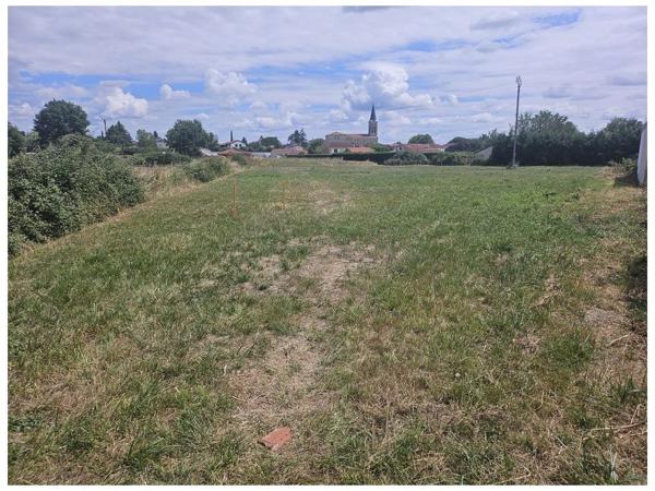 Terrain - MONTROND LES BAINS