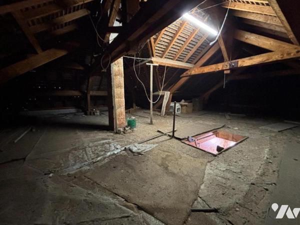 Maison 4 pièces (environ 105 m² habitables) située en impasse (secteur calme)