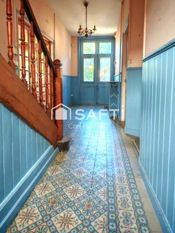 Villa rare et exceptionnelle, 275 m2 face baie