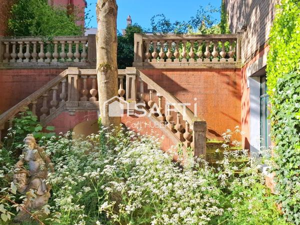 Villa rare et exceptionnelle, 275 m2 face baie