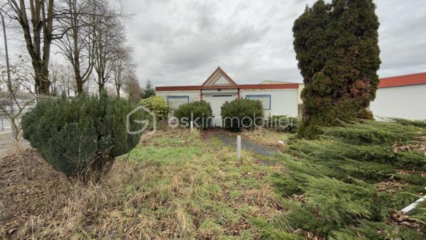 Local d'activités de 1 471 m²