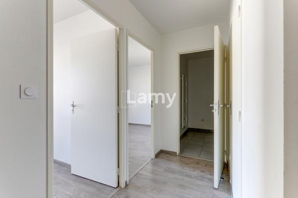 Dans résidence de standing, t3 avec terrasse et garage