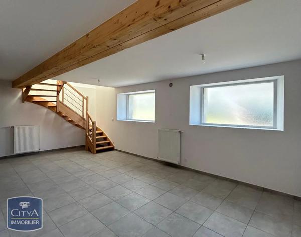 Appartement à louer 3 pièces 71.3m²